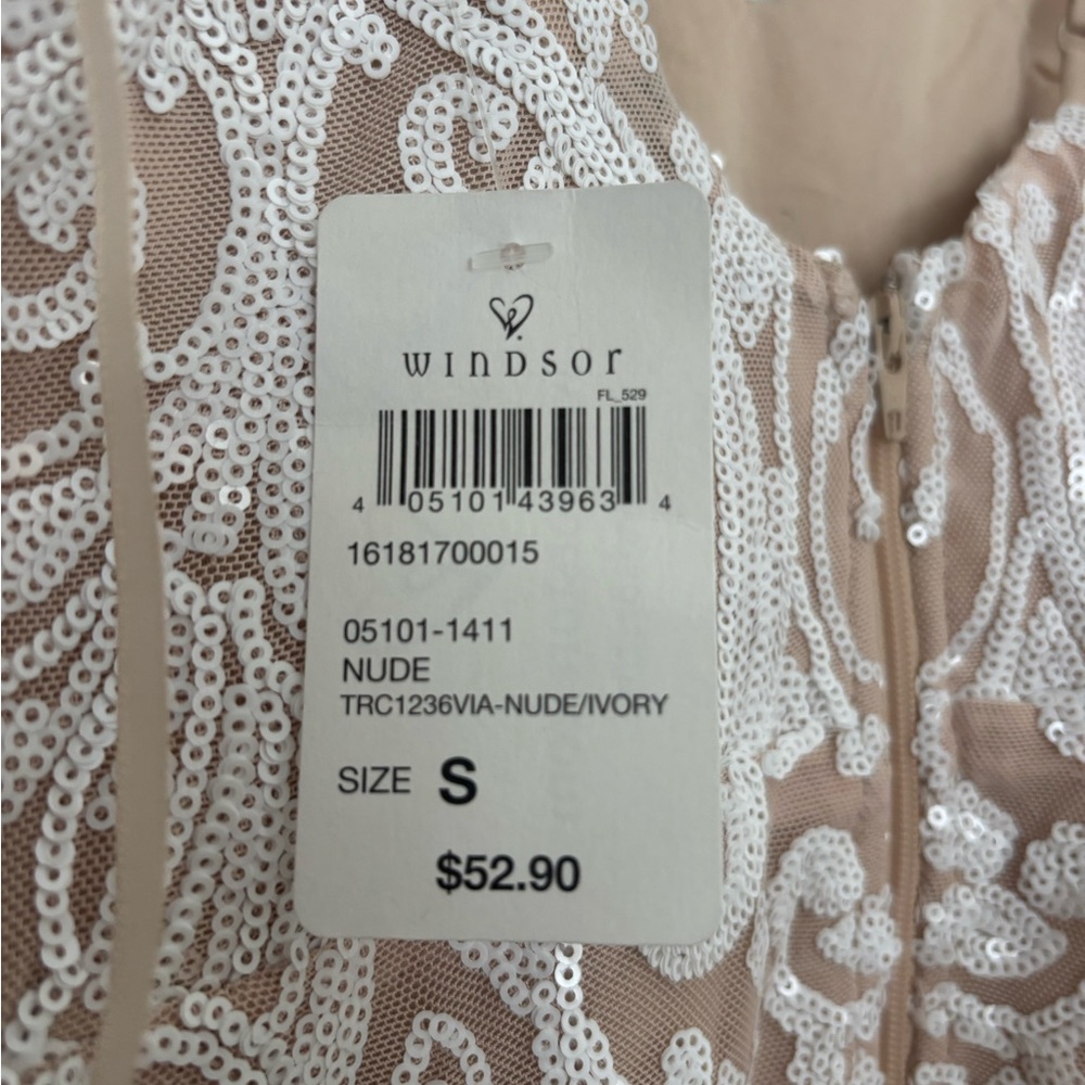 Windsor Tan and White Bodycon Dress Spaghetti Strap Backless - Picture 3 of 3